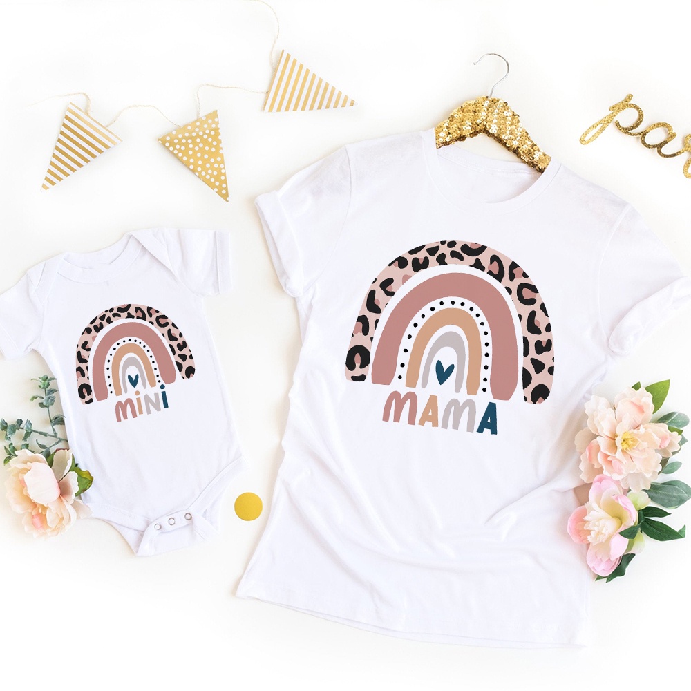 Set Áo Thun Cầu Vồng Cho Mẹ Và Bé