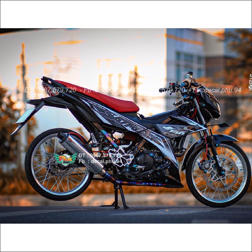 Tem rời xe Satria Xám đen dán xe trắng (A)