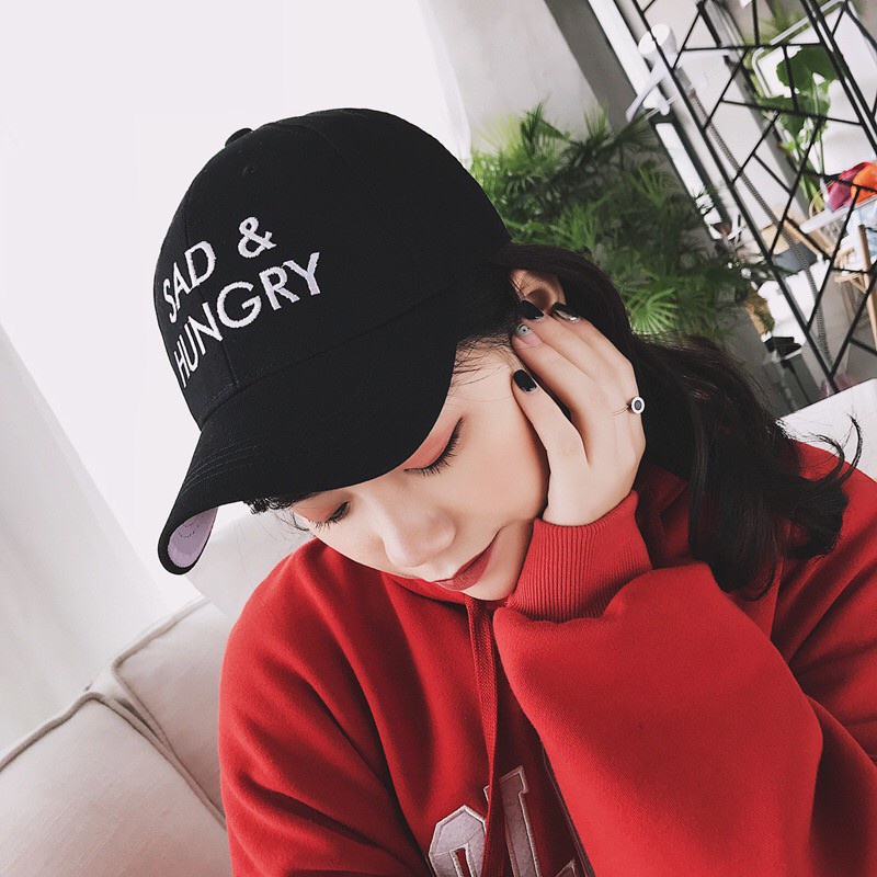 Mũ lưỡi trai thêu chữ Sad and Hungry - Nón kết nam và nữ có form, chất đẹp