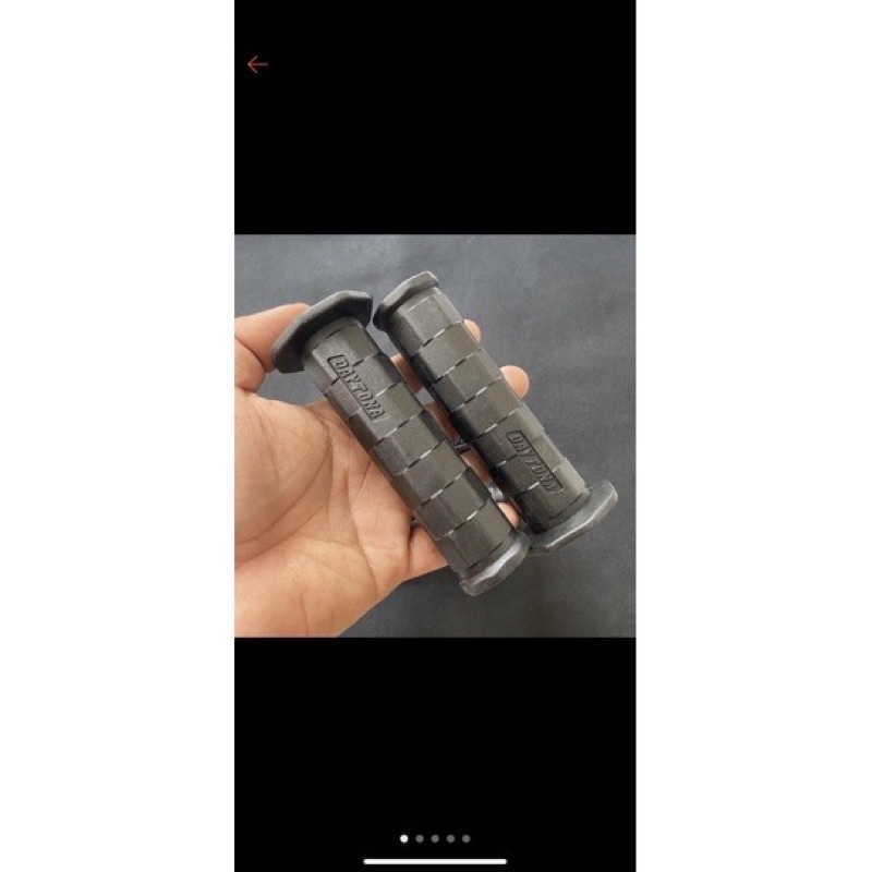 Cùm tăng ga cao cấp Domino gắn vừa các dòng xe phổ thông.