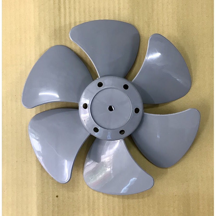 Cánh quạt tản B3