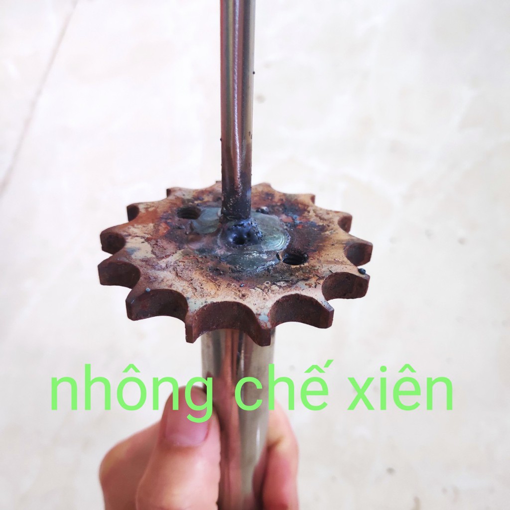 Nhông trước xe máy chế xiên