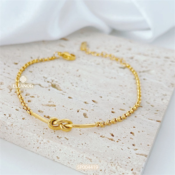 Vòng tay nữ titan Eleanor Accessories mặt nút thắt phụ kiện trang sức 4419