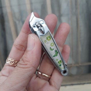 Lẽ 3 cái Bấm móng tay đầu xéo 7.5cm (mã 123)