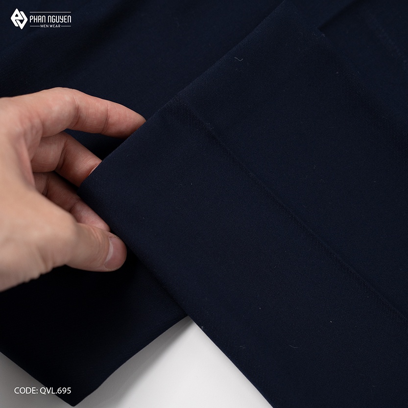 Quần âu công sở nam Phan Nguyễn chất liệu thoáng mát, form slim fit ôm vừa thoải mái, tôn dáng lịch lãm QVL.695