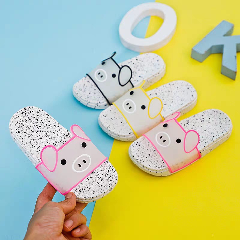 [VIDEO].Giày dép heo con kute đi cặp mẹ và bé giao màu ngẫu nhiên | BigBuy360 - bigbuy360.vn