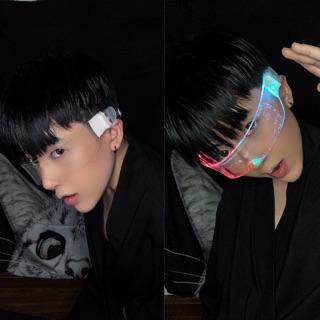 KÍNH ĐÈN LED TẶNG KÈM CẶP PIN CR2032