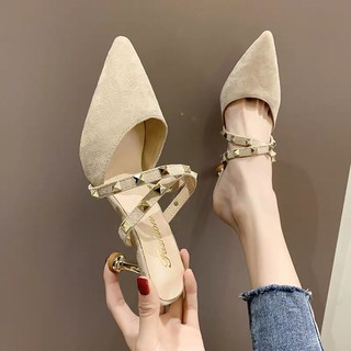Giày sục da lộn mũi nhọn