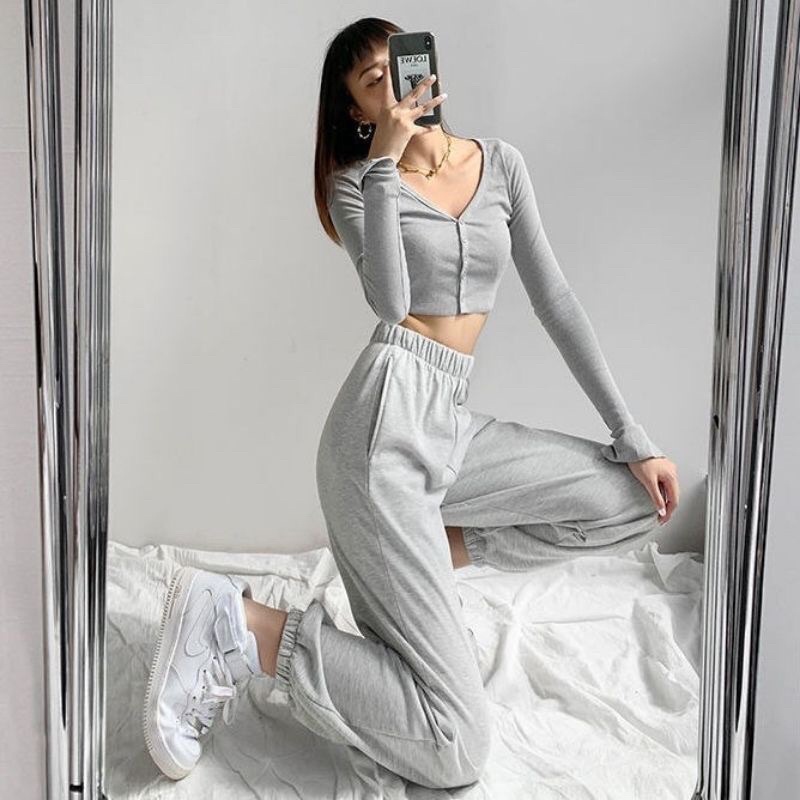 Áo Croptop Xẻ Tay Dài Thun Gân Co Giãn A2-XTD