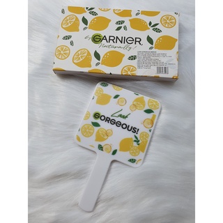 Gương trang điểm cầm tay Garnier - hàng khuyến mãi