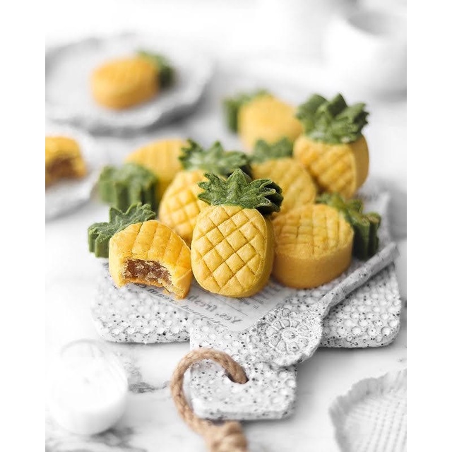 Khuôn Nhấn Bánh Dứa, Trái Tim, Bông Hoa chất liệu nhôm không gỉ