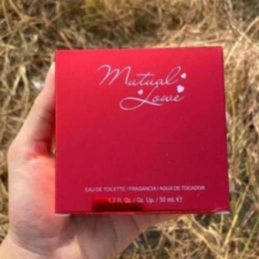 Nước hoa nữ Mutual Love hình trái tim  màu cam 50ml