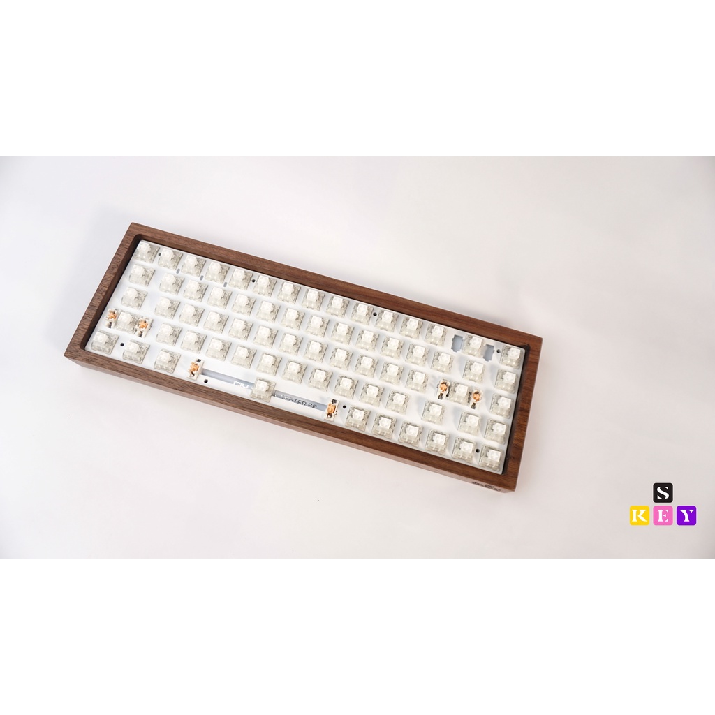 Vỏ Gỗ Bàn Phím Cơ TESTER68 - Đã Độ PIN và Cổng TYPE-C (Cổng TypeC Chỉ dùng để SẠC PIN)