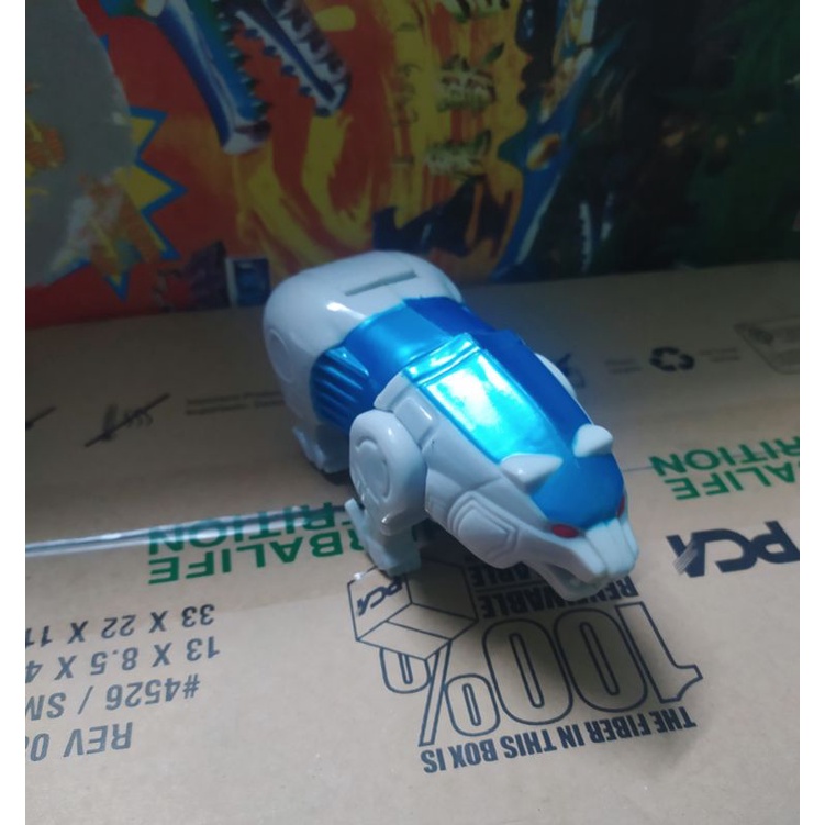 Siêu nhân gao gấu trắng