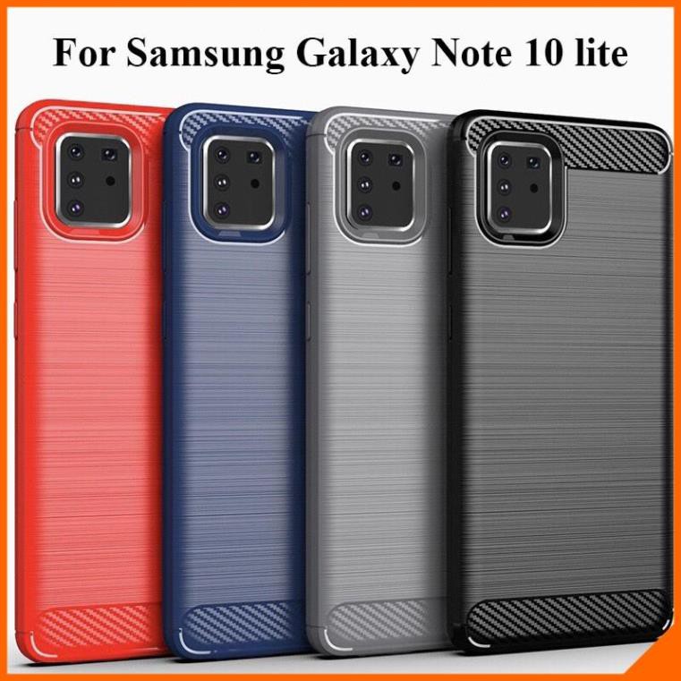 Ốp lưng dẻo Samsung Galaxy Note 10 Lite vân sợi cacbon chống sốc Rugger Amor