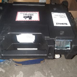 Thùng  đựng đồ  dewalt