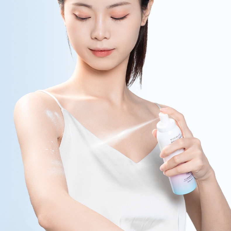 Xịt Chống Nắng MAYCREATE Trắng Da Isolation Protection Spray 150ml