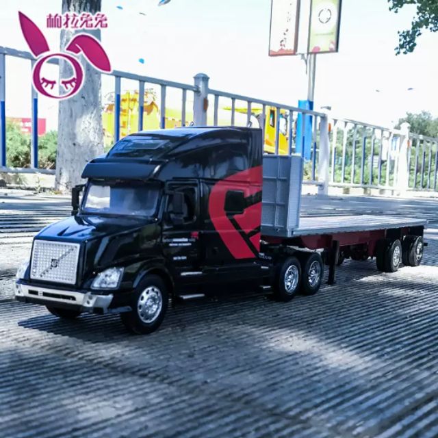 Xe mô hình Volvo VN780 container hợp kim 1:32