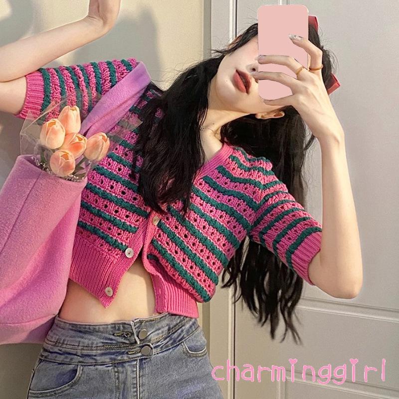 Áo Dệt Kim Tay Ngắn Cổ Chữ V Phối Nút Họa Tiết Kẻ Sọc Thanh Lịch Cho Nữ