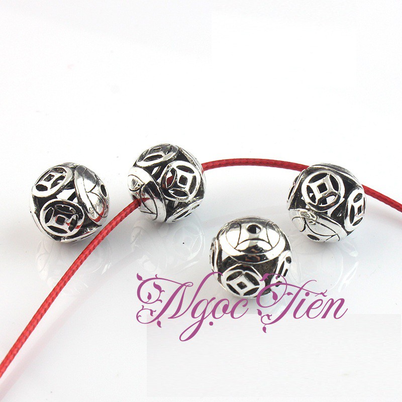 Charm cầu hoa văn