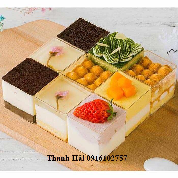 Ly Nhựa Đựng Bánh Mousse Hình VUÔNG 4.2 x 4.8cm -Có Nắp (Set 20 Cái)