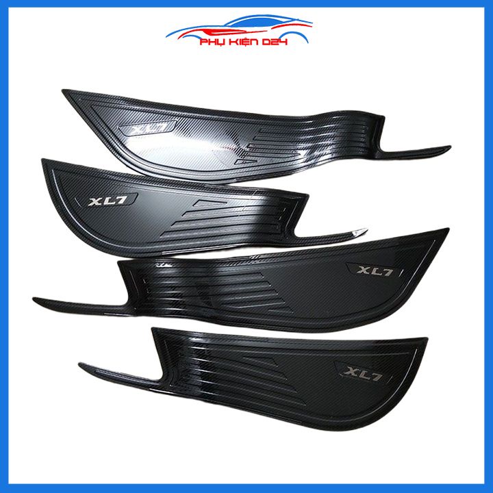 Ốp tapli Suzuki XL7 2020-2022 vân cacbon chống xước va đập khi mở cửa và làm đẹp xe