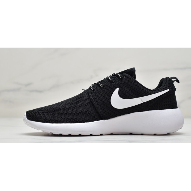 Giày Thể Thao Nike Roshe Run Phong Cách Năng Động