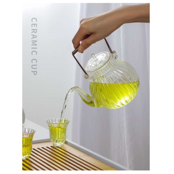 Ấm trà thủy tinh chịu nhiệt họa tiết Hoa Cúc 750ml