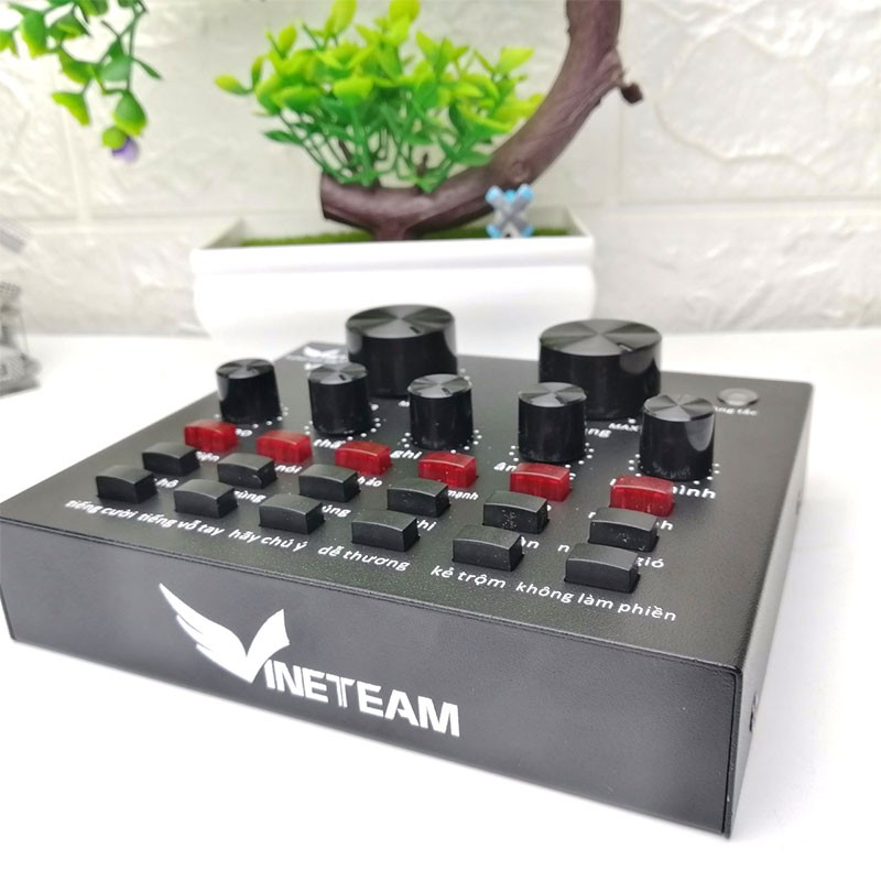 (SIÊU GIẢM GIÁ) Sound card thu âm V8 phiên bản Quốc tế và phiên bản tiếng Việt có hỗ trợ autotune