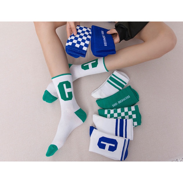 Vớ XANH chữ C cao cổ Nam Nữ phong cách thể thao, trẻ trung, năng động.