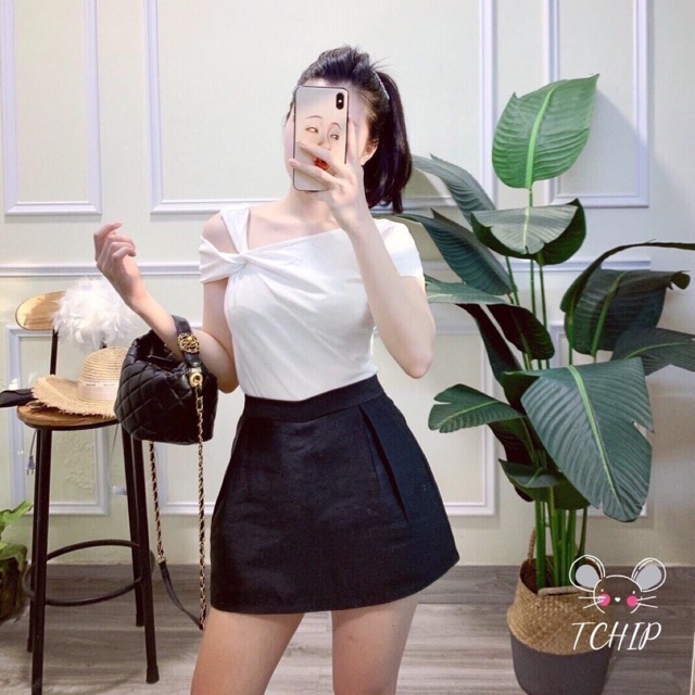 Áo xoắn nơ vai ✨