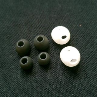 Núm tai nghe samsung akg s8 new 100%