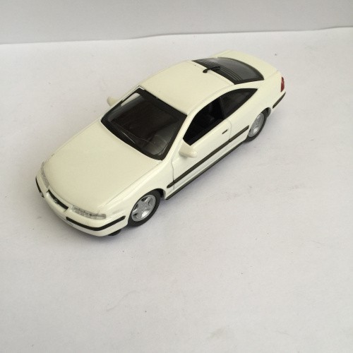 Mô Hình Xe Hơi Opel Calibra 1995 Bằng Hợp Kim Tỉ Lệ 1: 43