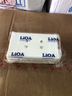 Mặt ổ cắm đôi 2 chấu LiOA