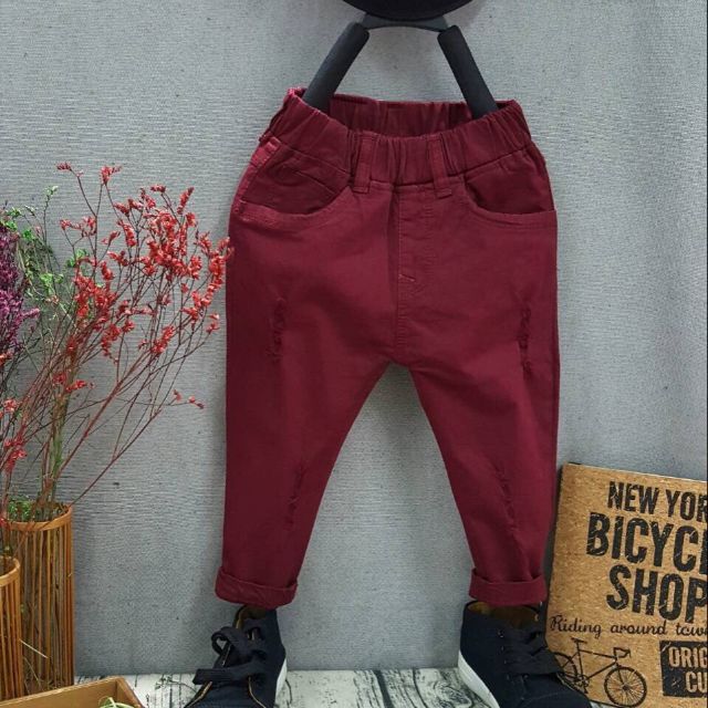 (7-22kg)Quần kaki mộc bé trai hình thật(đỏ/đen/trắng). Chất co giản nhẹ, giả rách