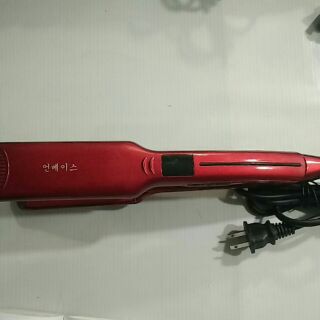 Duỗi tóc cao cấp của nhật,máy lớn,bản ngang từ 4/6cm,mức nhiệt từ 90 đến 230,máy chuẩn kéo êm mượt mà không bết dính ...