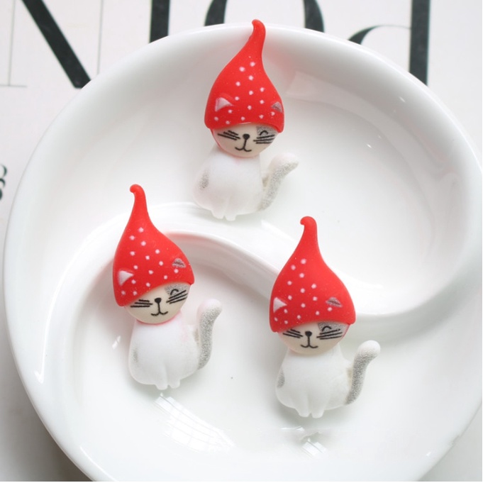 Charm mèo trắng xinh xắn và ngộ nghĩnh cho các bạn trang trí kẹp tóc, dán Jibbitz, vỏ ốp điện thoại, DIY