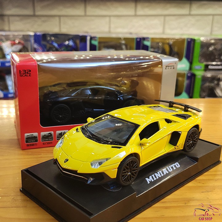 Mô hình xe sắt Lamborghini SV LP750 màu vàng tỉ lệ 1:32