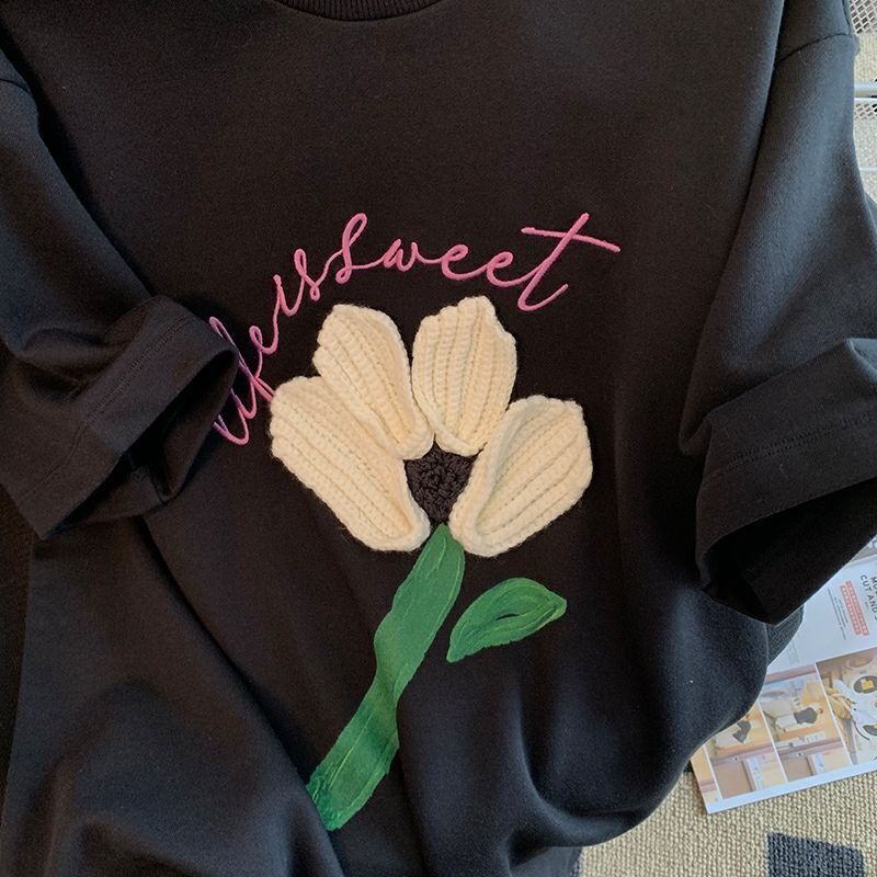 Áo Thun Nữ Ngắn Tay Họa Tiết Hoa Phong Cách Hàn Quốc