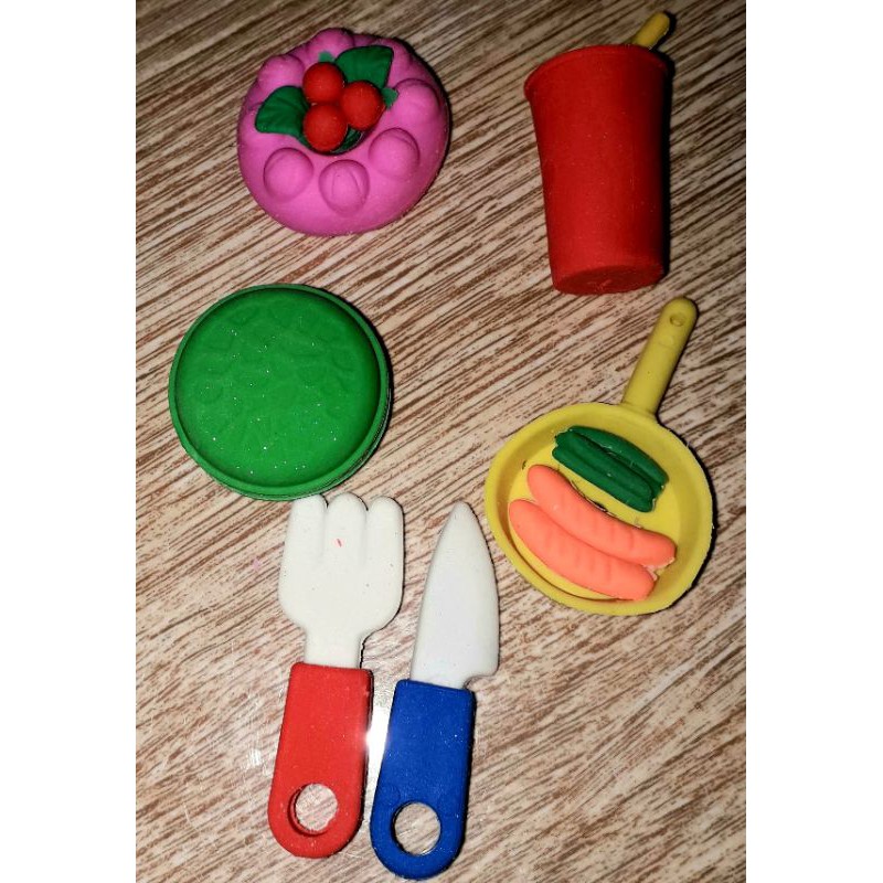 Sét 6 cái gom_tẩy hình bánh rất dể thương như hình