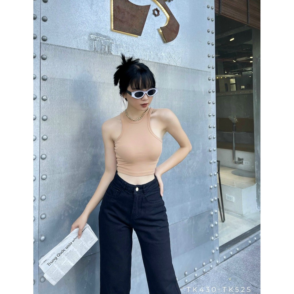 QUẦN JEAN ĐEN - ỐNG ĐỨNG [MOMENT HOUSE]