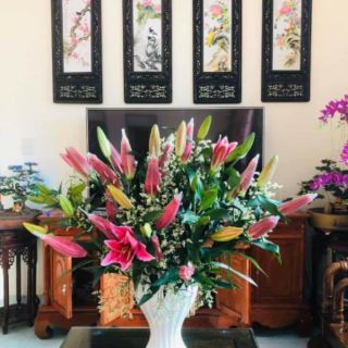 Lọ hoa bàn tay phật