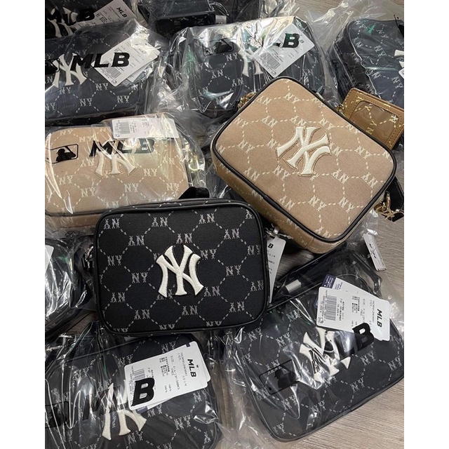 - Túi Monogram MLB chính hãng mẫu mới