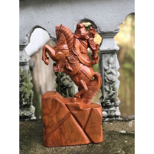 Tương quan công cưỡi ngựa gỗ hương cao 40cm