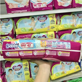 Tã Dán Sơ Sinh Bobby NB40 ( Dành cho trẻ dưới 5kg )