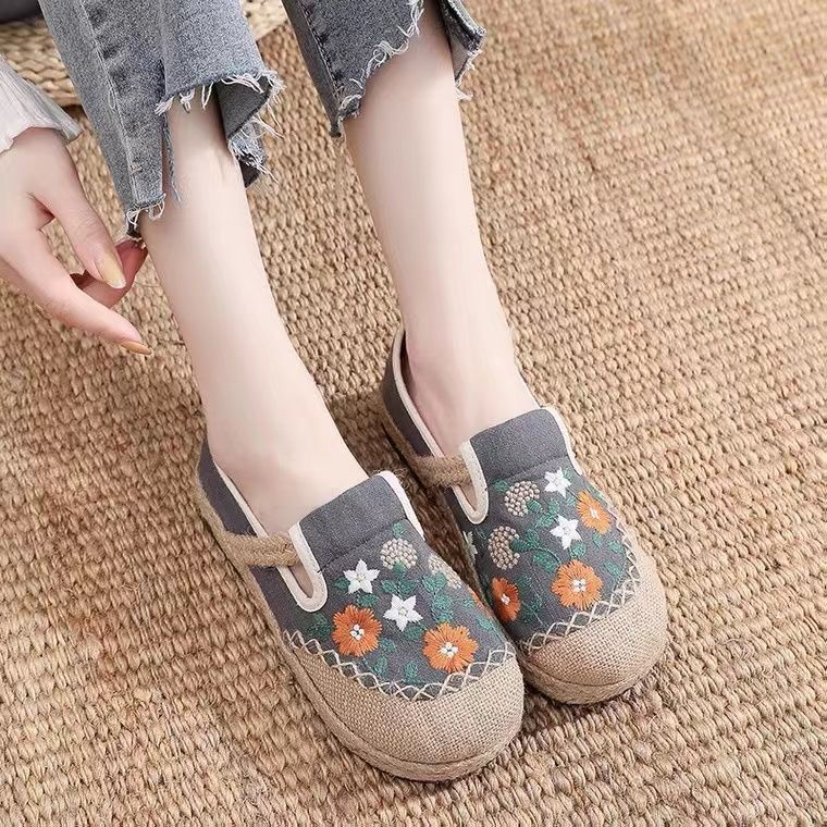 Giày Lười Vải Lanh Thoáng Khí Mũi Tròn Thêu Họa Tiết Thổ Cẩm Retro Cho Nữ