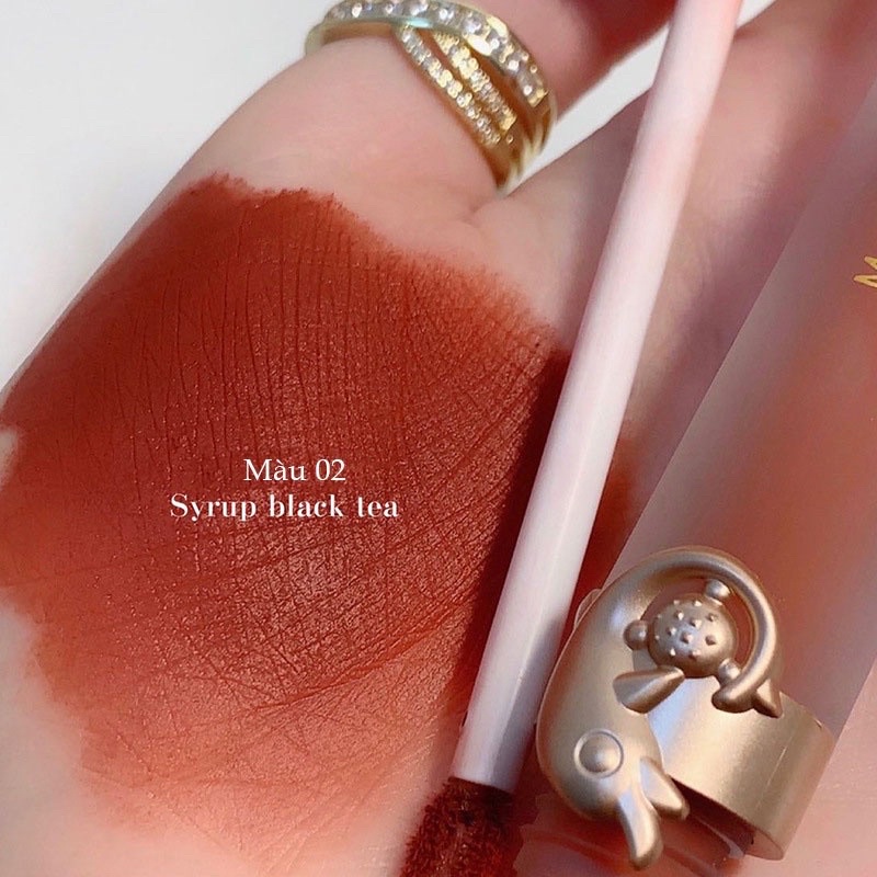 Son kem lì Maffick cá heo siêu mịn dưỡng mềm môi