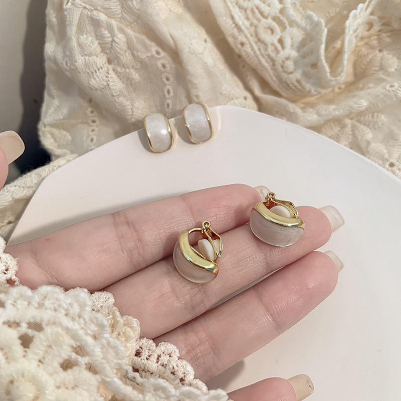 MOCHASHUKhuyên tai đính đá opal phong cách thanh lịch
