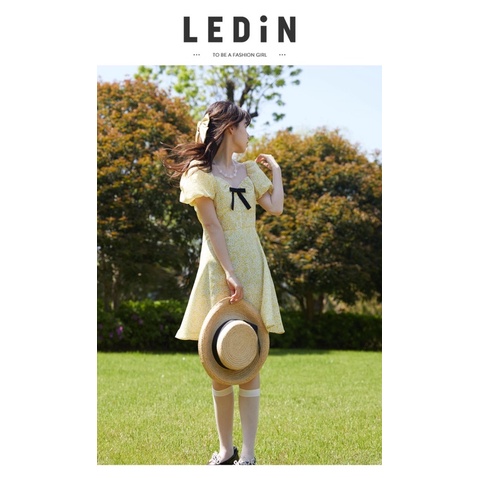 Đầm hoa vàng Ledin