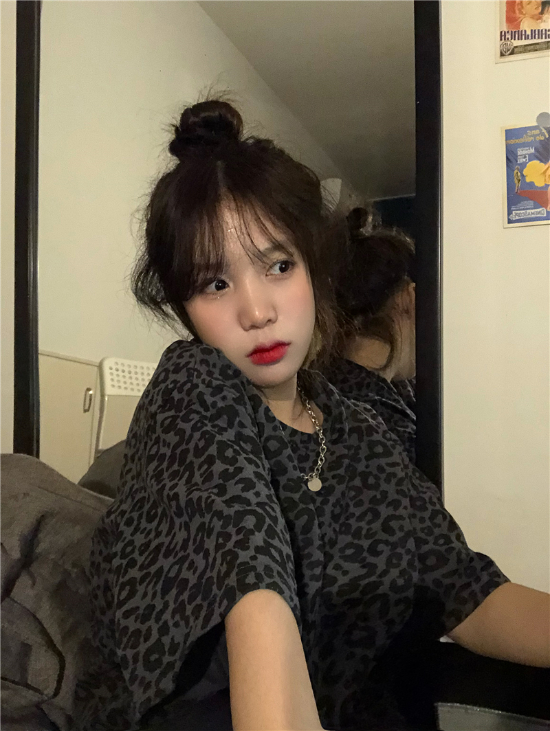 [ Mã 11FASHIONSALE1 giảm 10K đơn 50K ] Áo Thun Ulzzang Tay Ngắn Hoạ Tiết Da Báo Phong Cách Hàn Quốc Cho Phụ Nữ | BigBuy360 - bigbuy360.vn